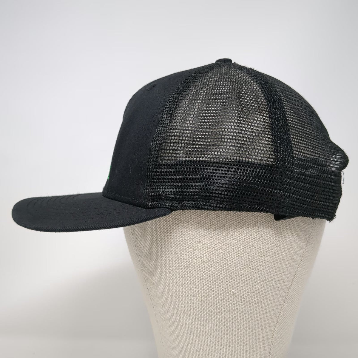 New Era Black Trucker Hat One Size Pecht Farms Onion Embroidery Mesh Back Snap