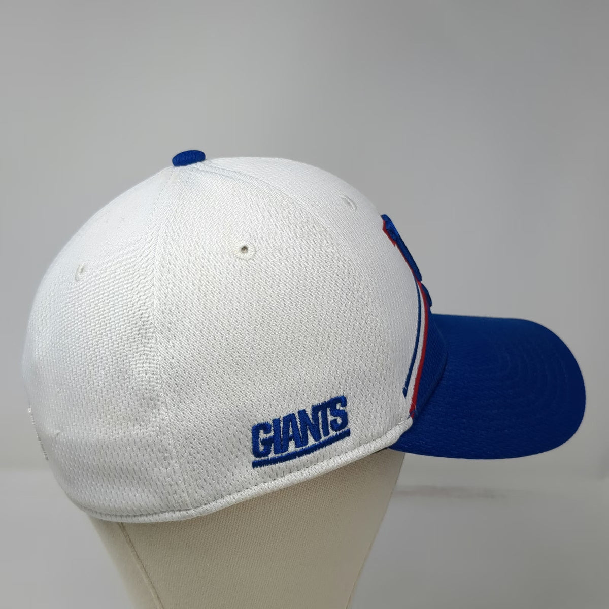 New Era New York Giants NFL Cap Blue White L 39THIRTY Stretch Fit Curved Brim