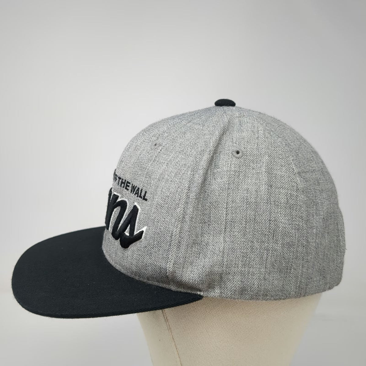 Vans Snapback Gray Black White One Size Flat Bill Off The Wall Script Logo Hat