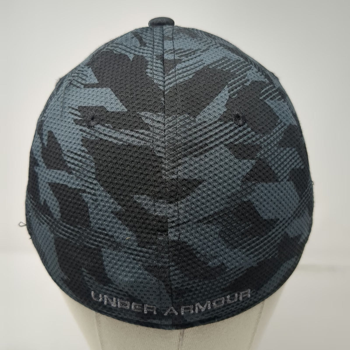 Under Armour Baseball Cap Gray L Camo Stretch Fit Hat Embroidered Logo Athletic