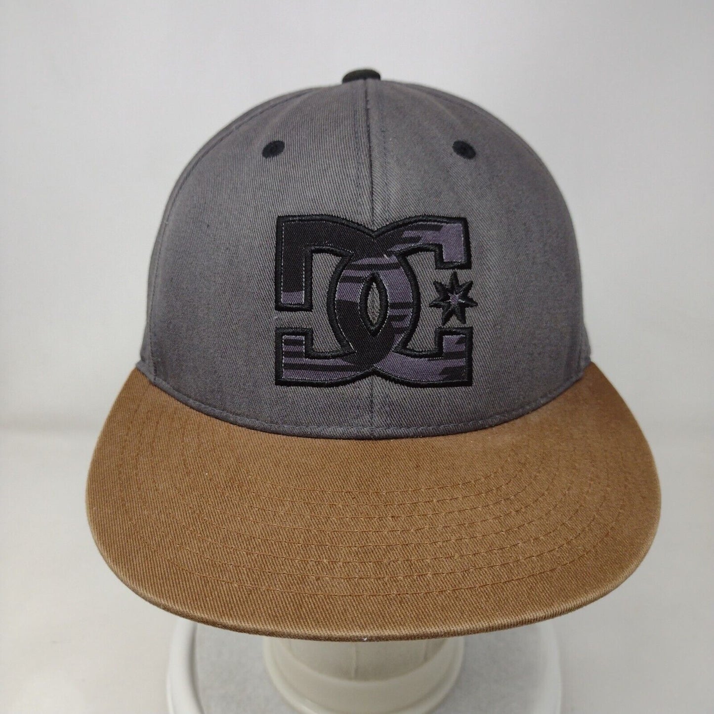 DC Snapback Hat Multicolor OSFM Adjustable Embroidered Vented Holes Cotton