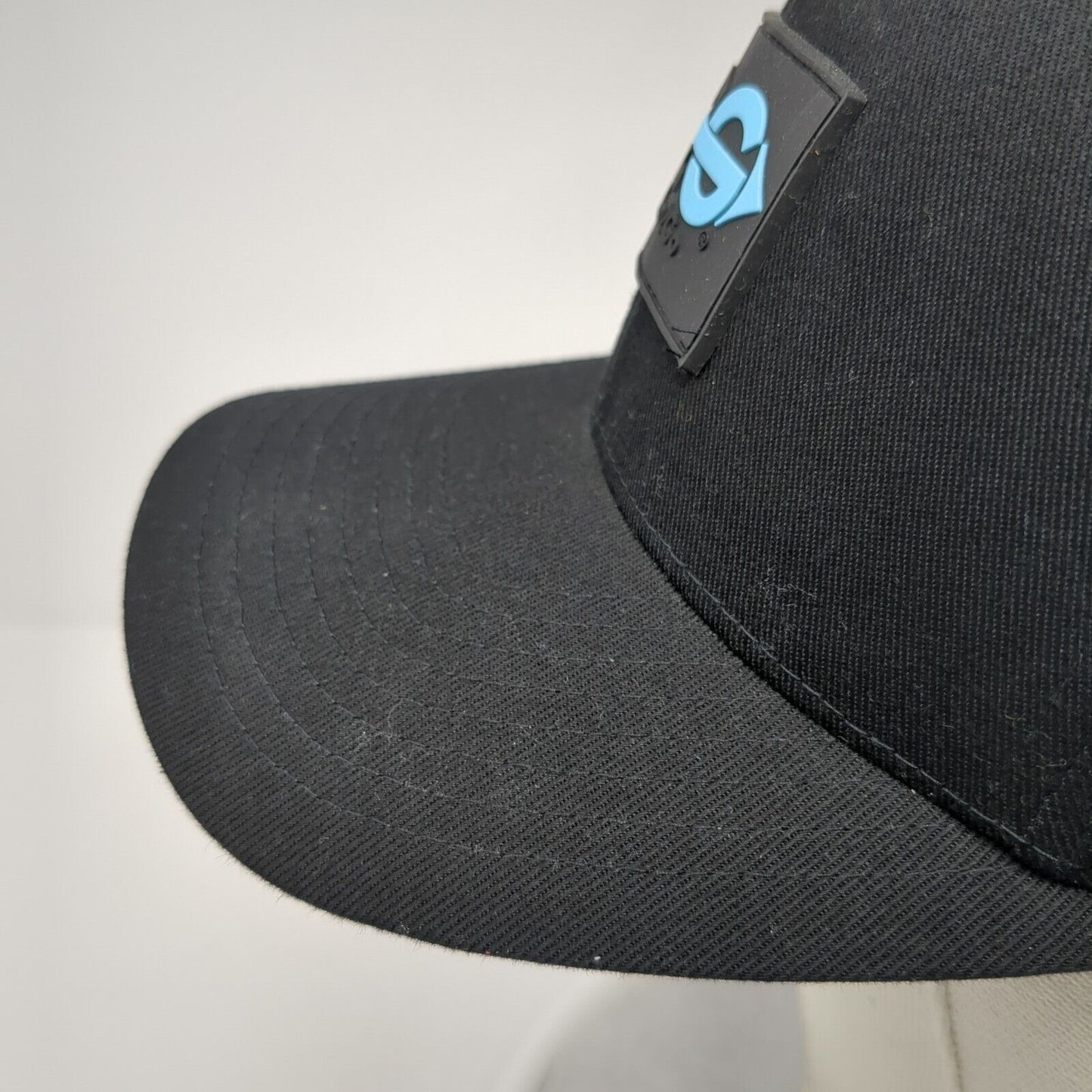 N2G Nutrition 2 Go Fitted Hat Black L/XL Flexfit Patch Logo 6 Panel Yupoong