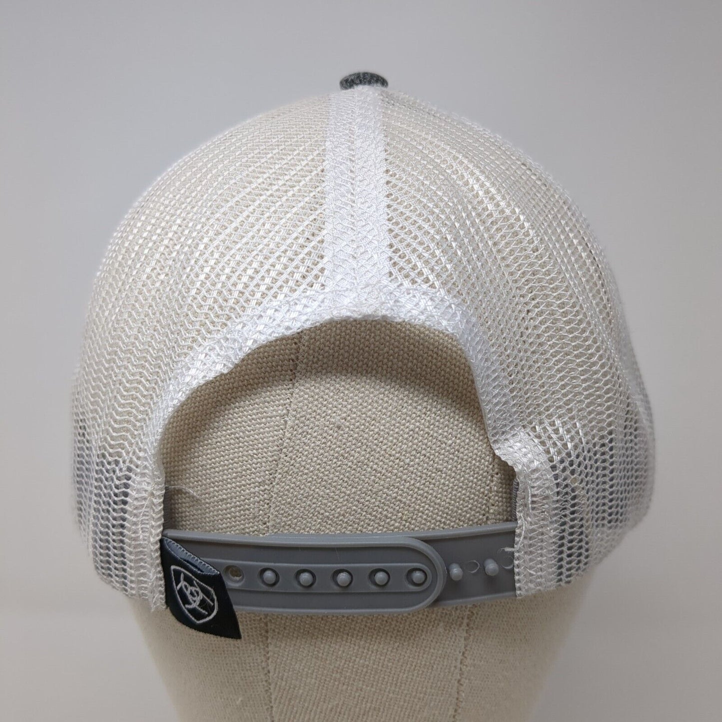 Ariat Snapback Trucker Hat Gray One Size Adjustable Mesh Back Patriotic USA Flag