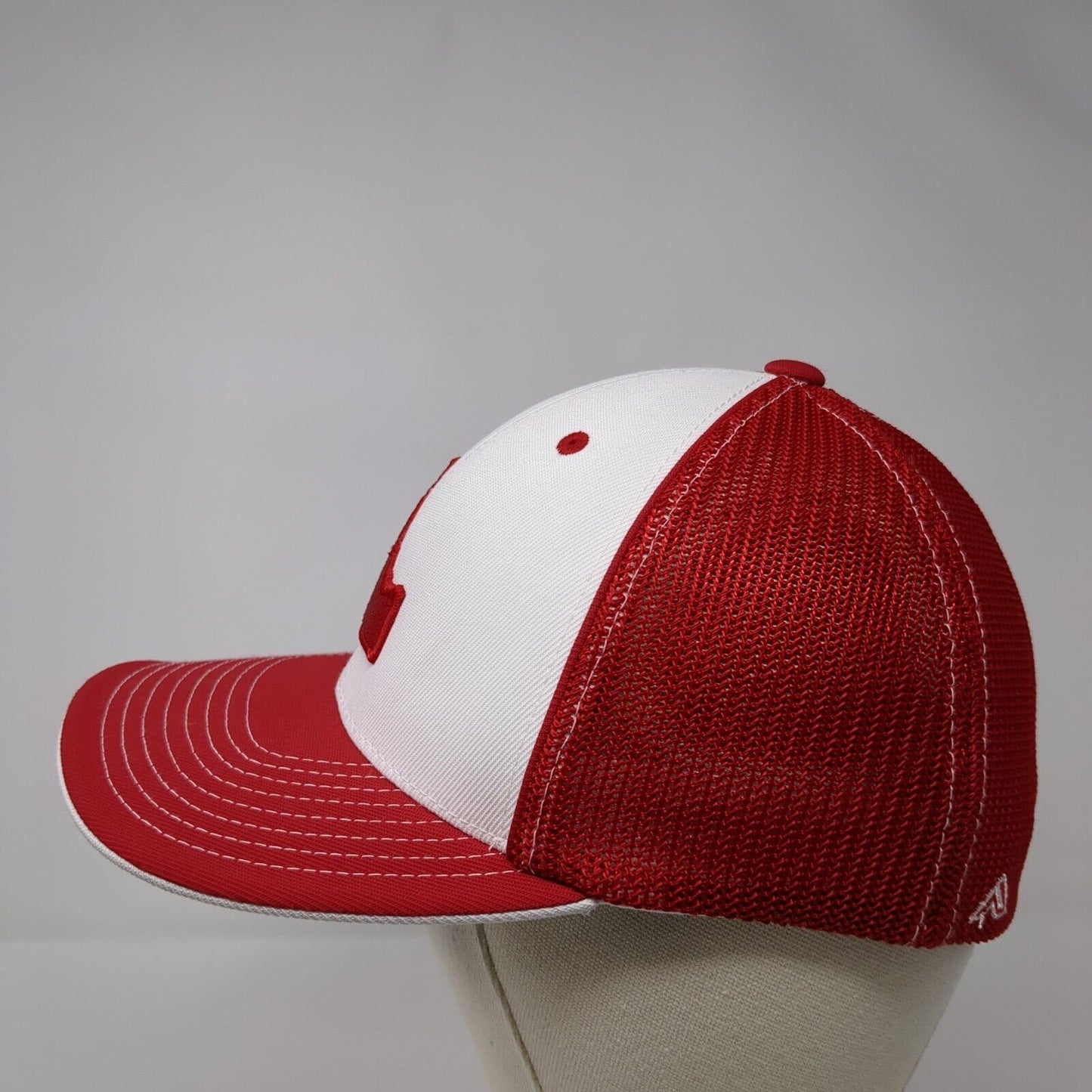 Idaho State Map Fitted Mesh Back Trucker Hat Red 6 7/8-7 3/8 Flexfit