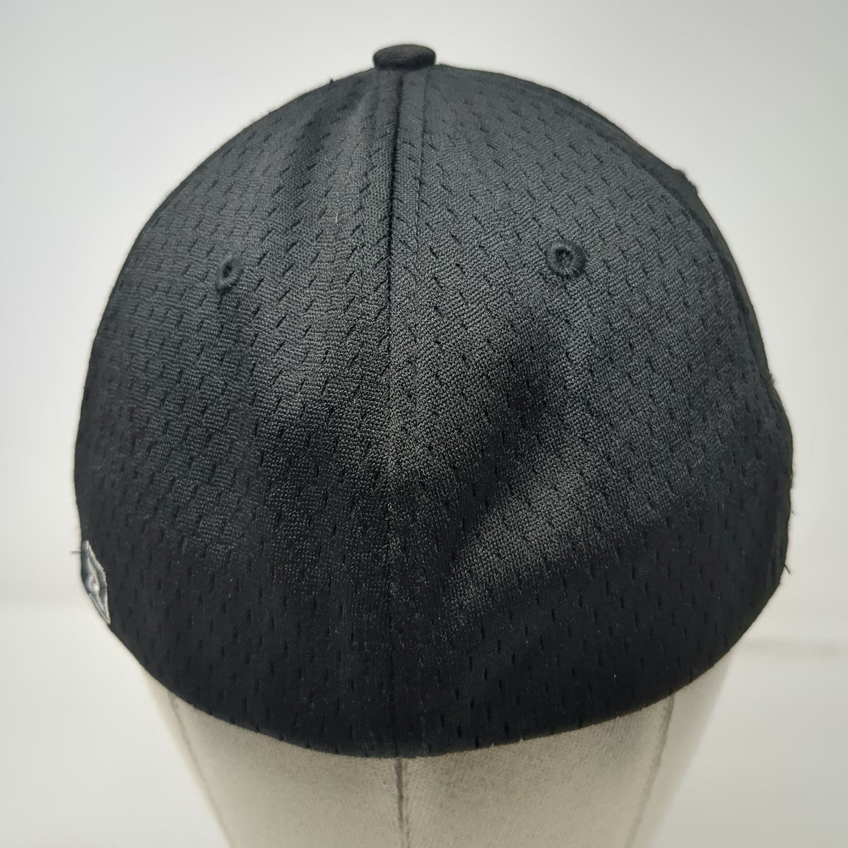 Richardson Baseball Cap Black M Hydro Con Logo Stretch Fit Hat Polyester Mesh
