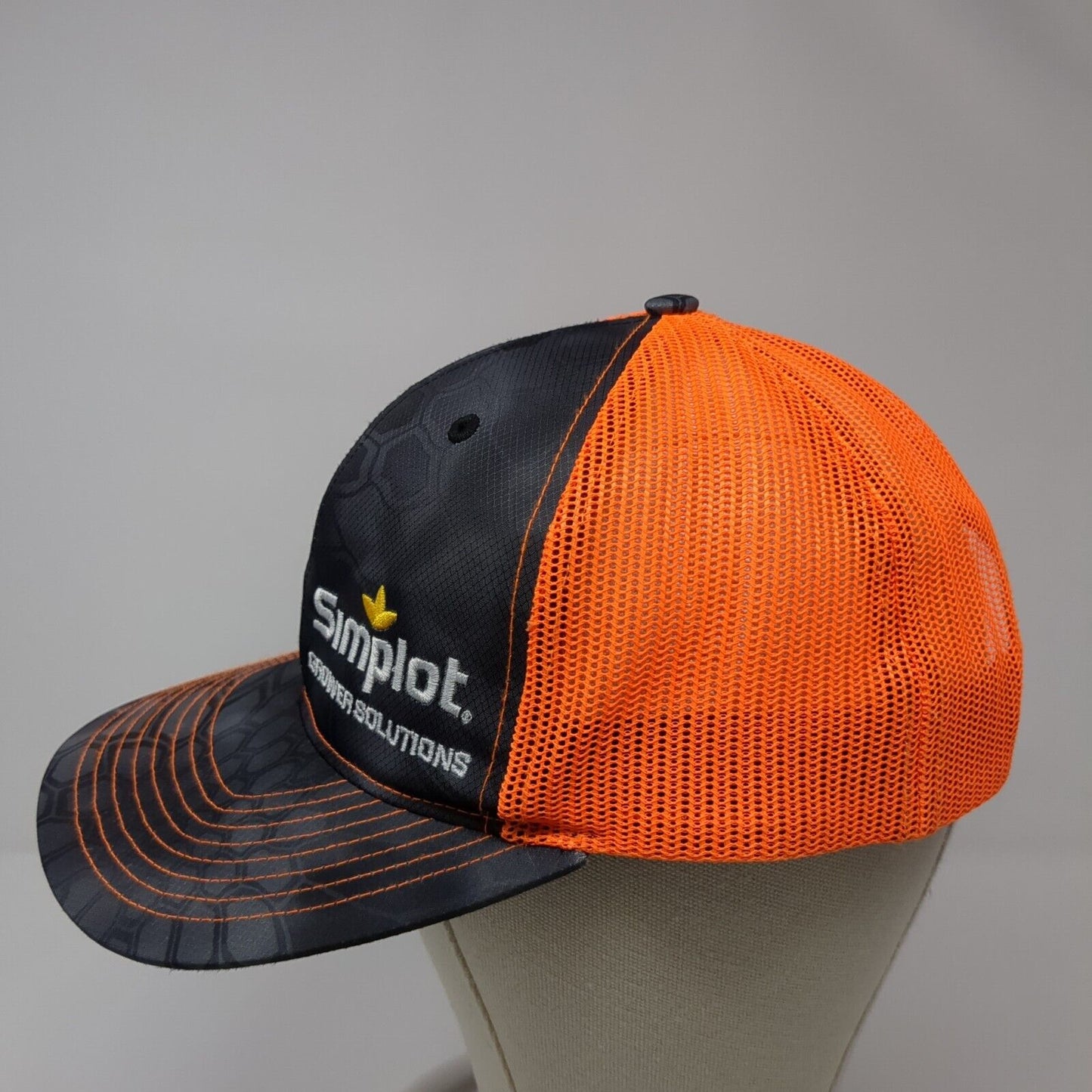 Simplot Grower Solutions Snapback Trucker Hat Camouflage OS Mesh Back Richardson