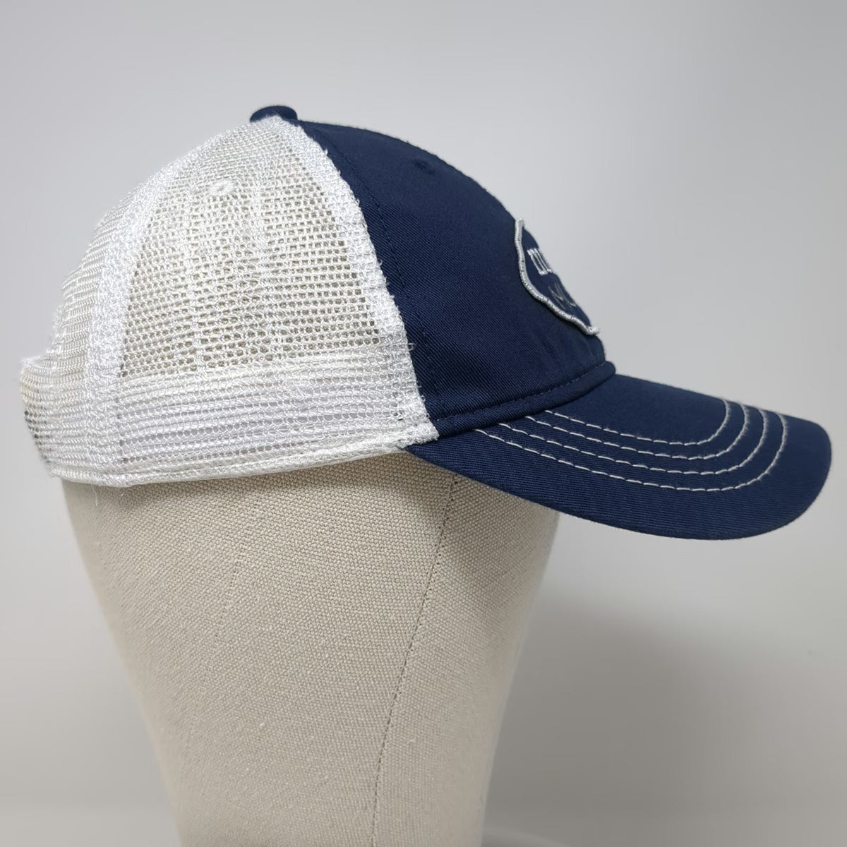 HitWear Trucker Hat Blue One Size muve MUSIC Mesh Snapback Contrast Stitching