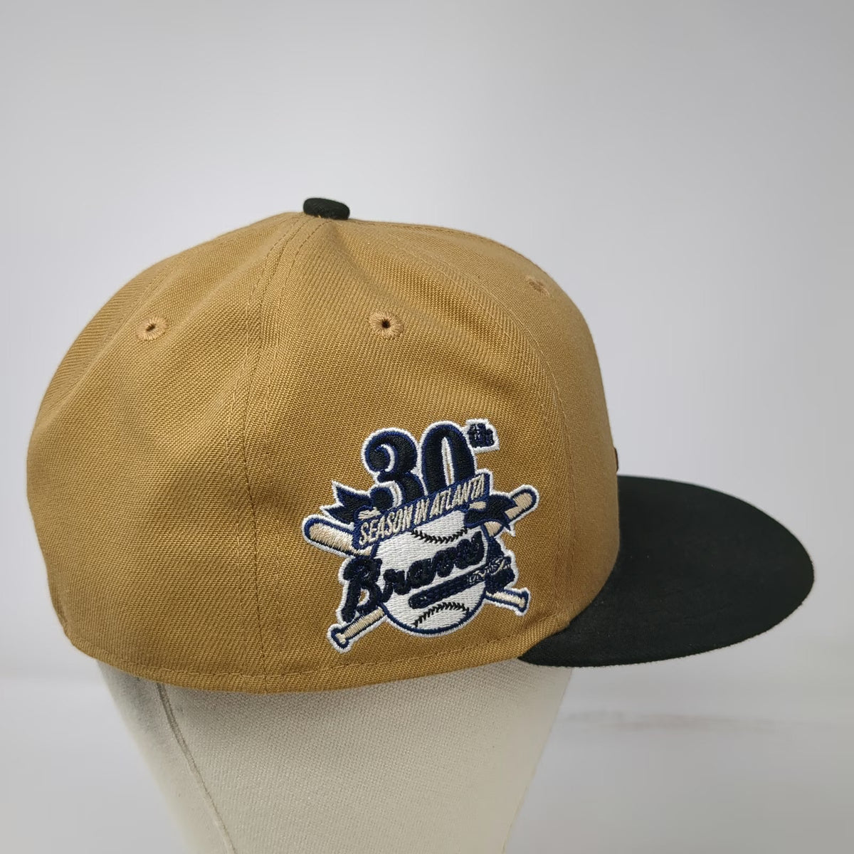 New Era MLB Atlanta Braves Baseball Cap Brown Black 7 1/8 30th Season Patch Hat
