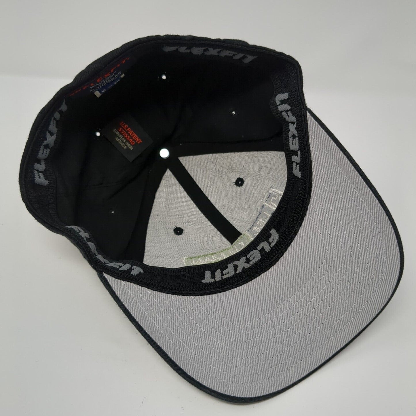 Lee Gilman Builders Inc Fitted Hat Black S-M Embroidered Flexfit Yupoong