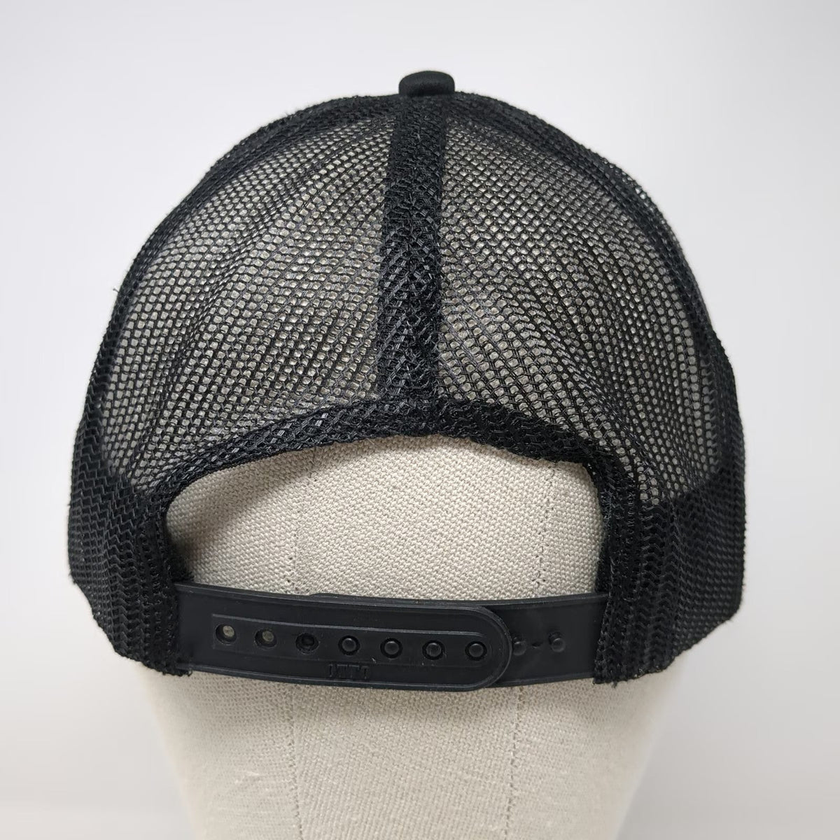 Otto Trucker Hat Black One Size Maui Wave Riders Hawaii Mesh Snapback Surfer