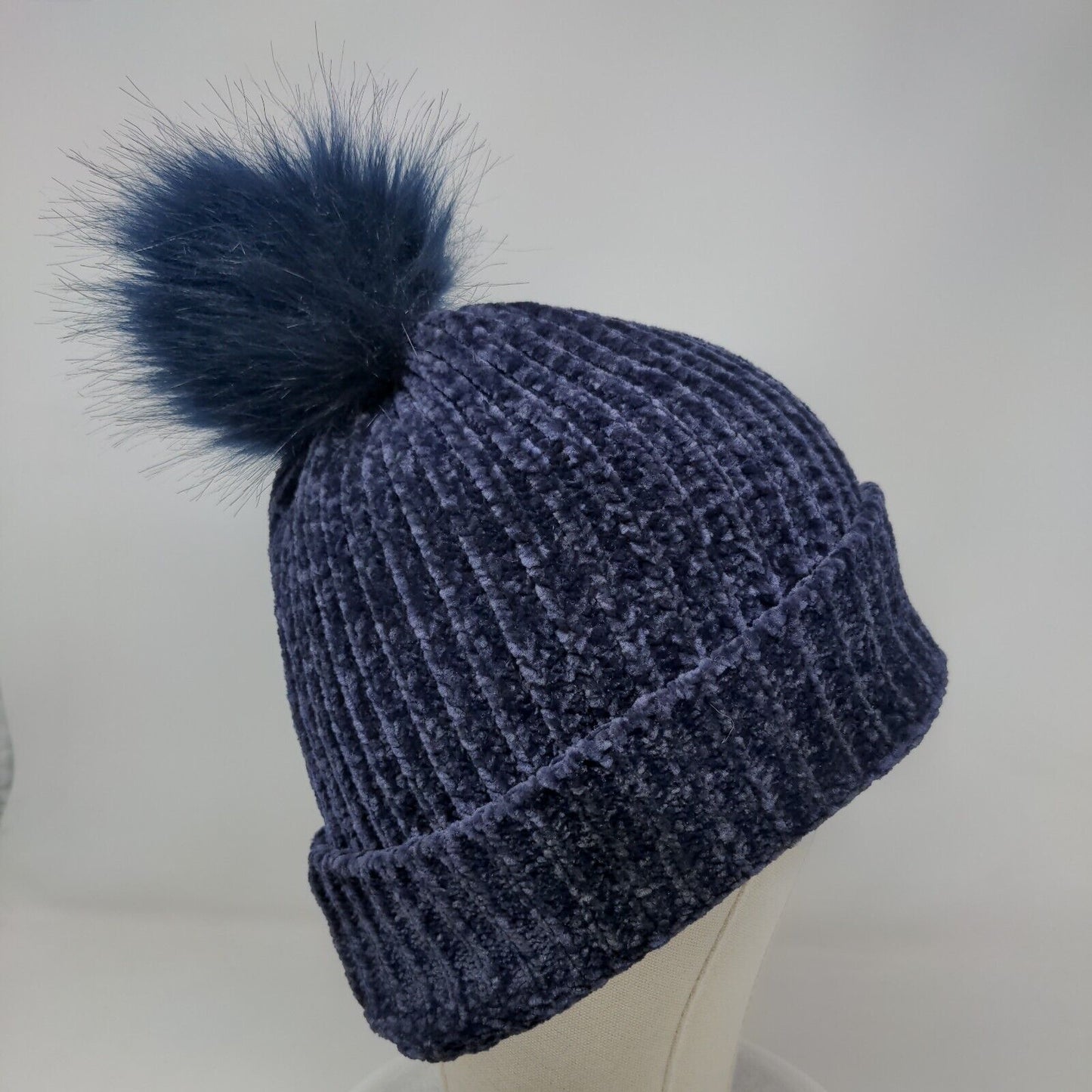 LOFT Beanie Hat Blue One Size Stretch Ribbed Knit Pom Pom Fleece Blank