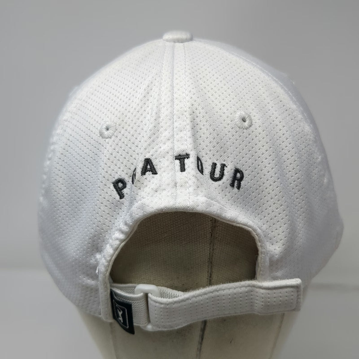PGA Tour 5 Panel White One Size Mesh Golfer Logo Performance Slideback Golf Hat