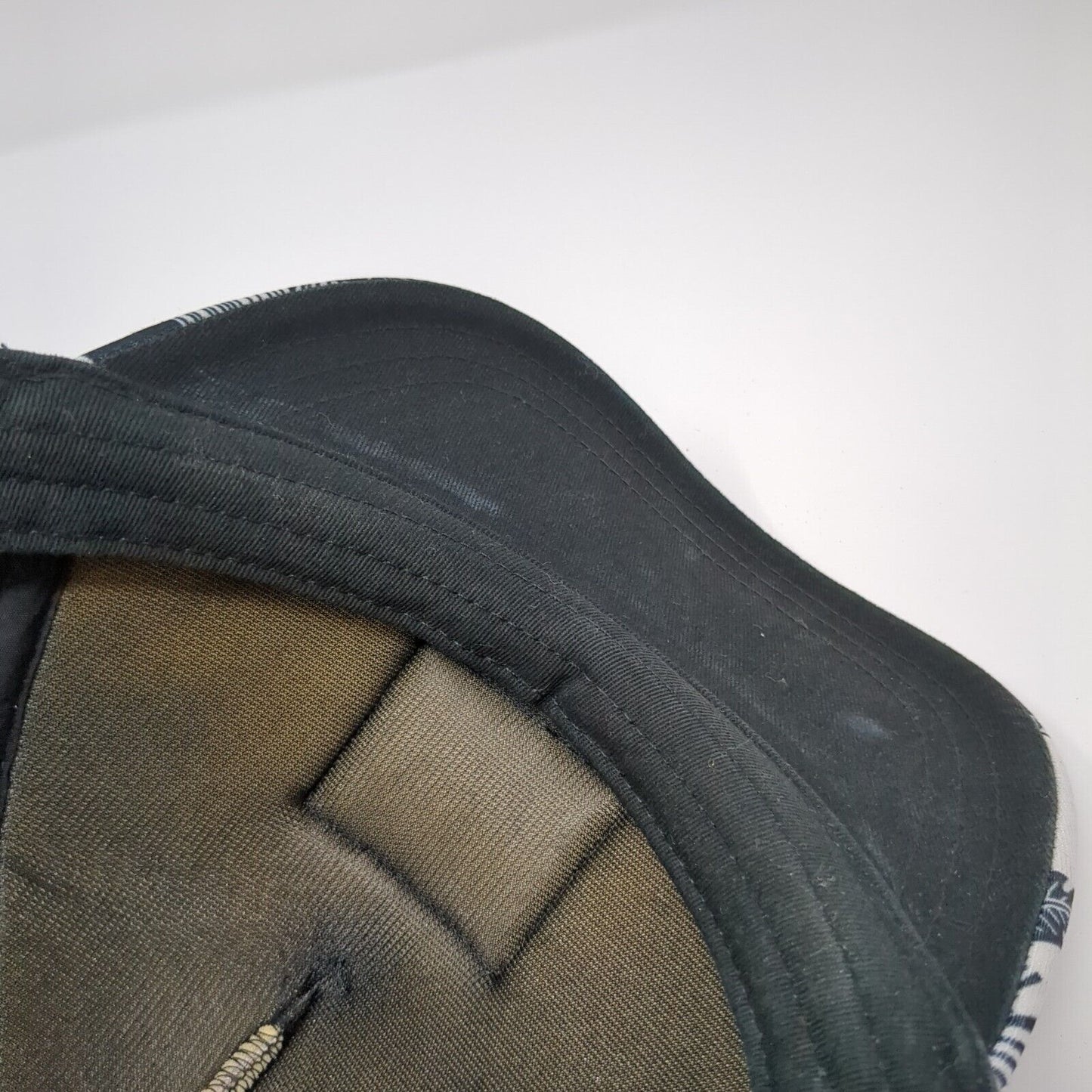 Dakine Hawaii Snapback Trucker Hat Multicolor One Size Adjustable Mesh Floral