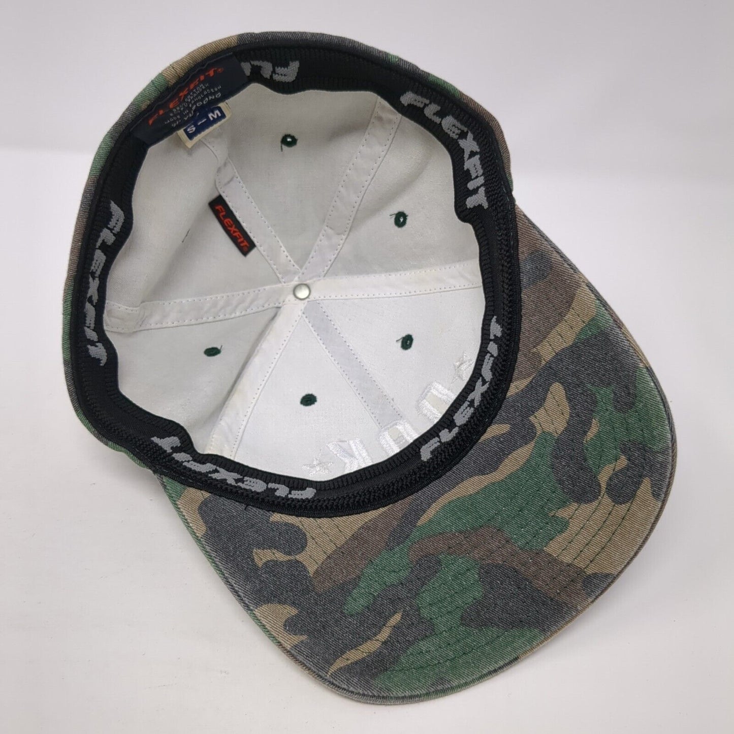 OAK Fitted Hat Camouflage S/M Lightweight Embroidered 6 Panel Flexfit Yupoong