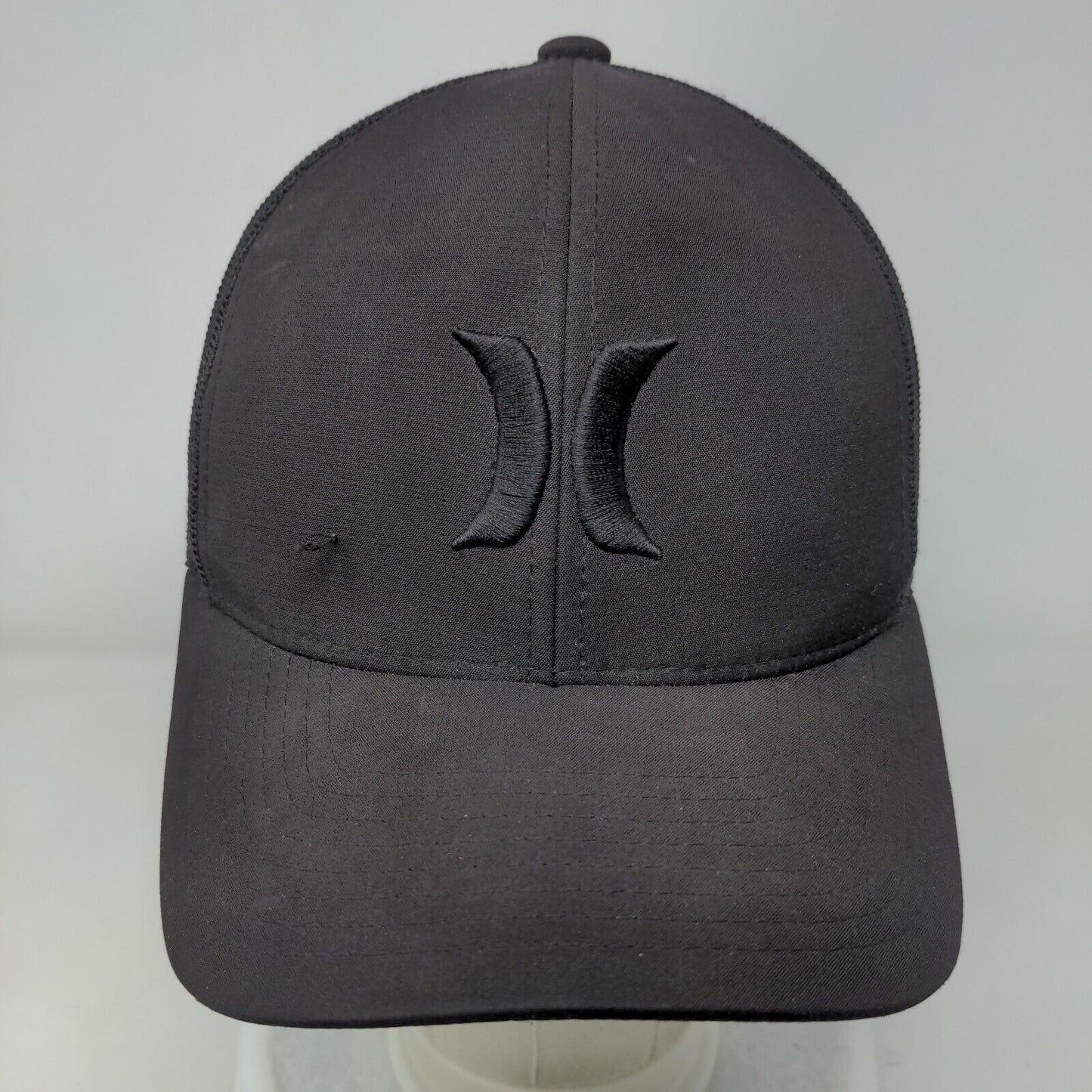 Hurley Snapback Trucker Hat Black OS Adjustable Mesh Back The Classics Yupoong