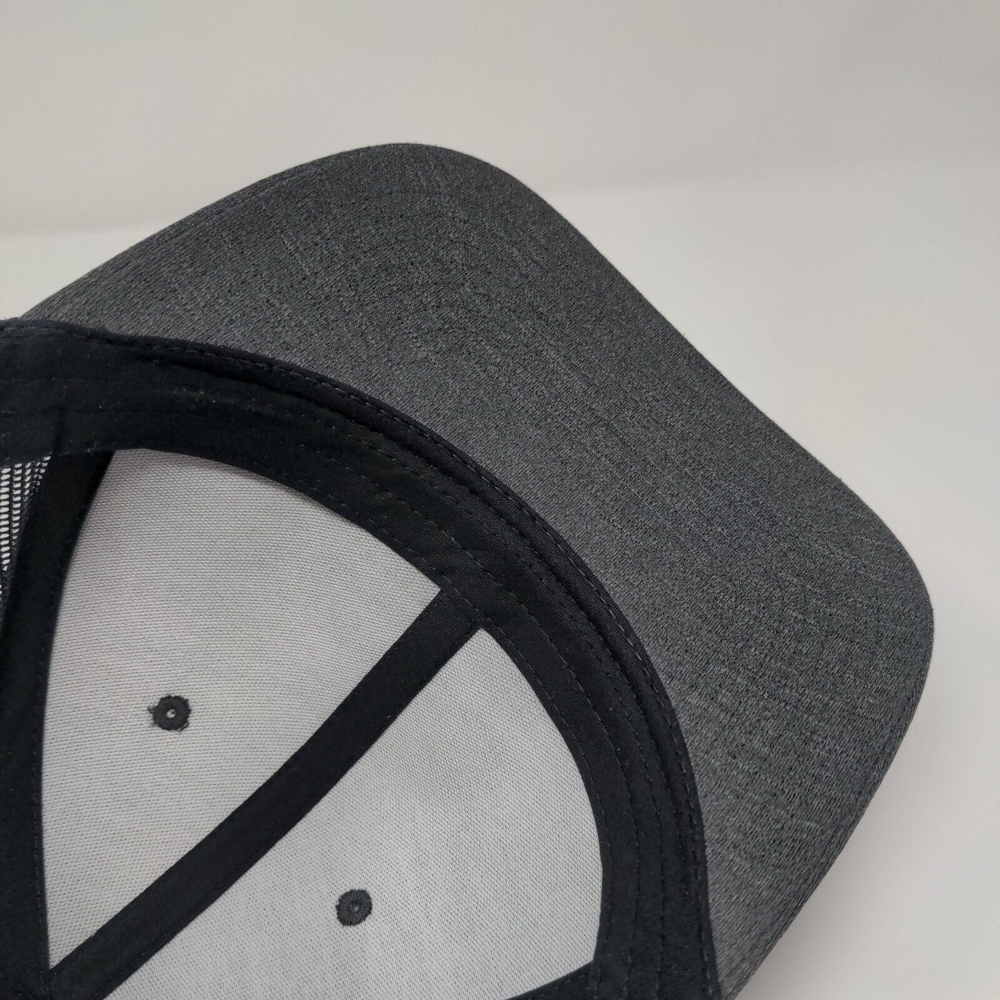 D25 Est. 1999 Snapback Trucker Hat Gray One Size Adjustable Mesh Back Team 365