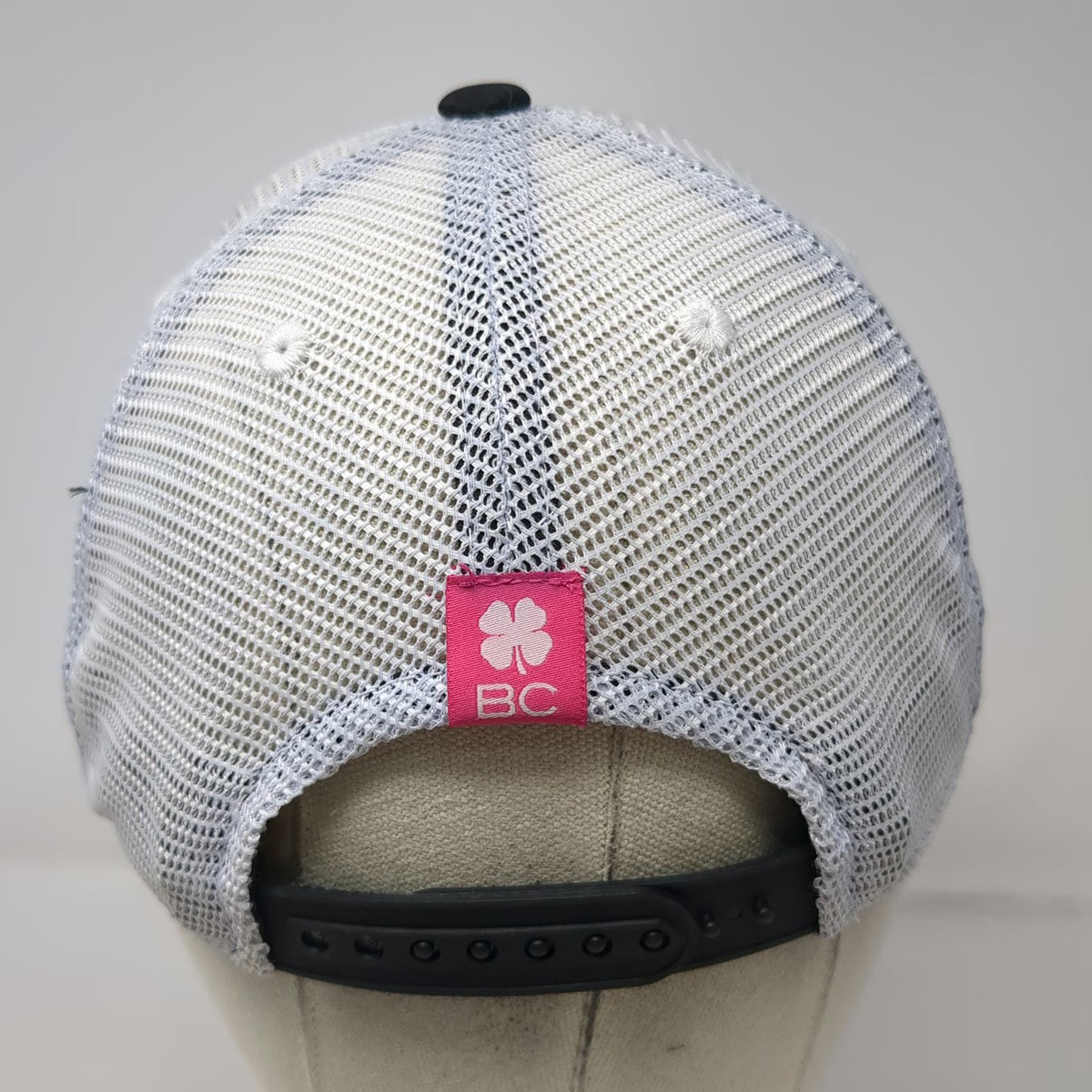Black Clover Trucker Hat White XL Live Lucky Mesh Snapback Pink Silver