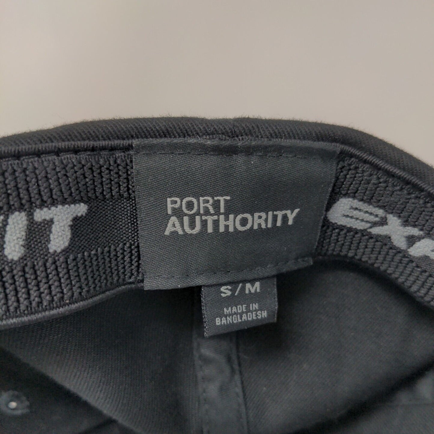 Advanced Sign Fitted Hat Black S/M Flexfit Embroidered 6 Panel Port Authority
