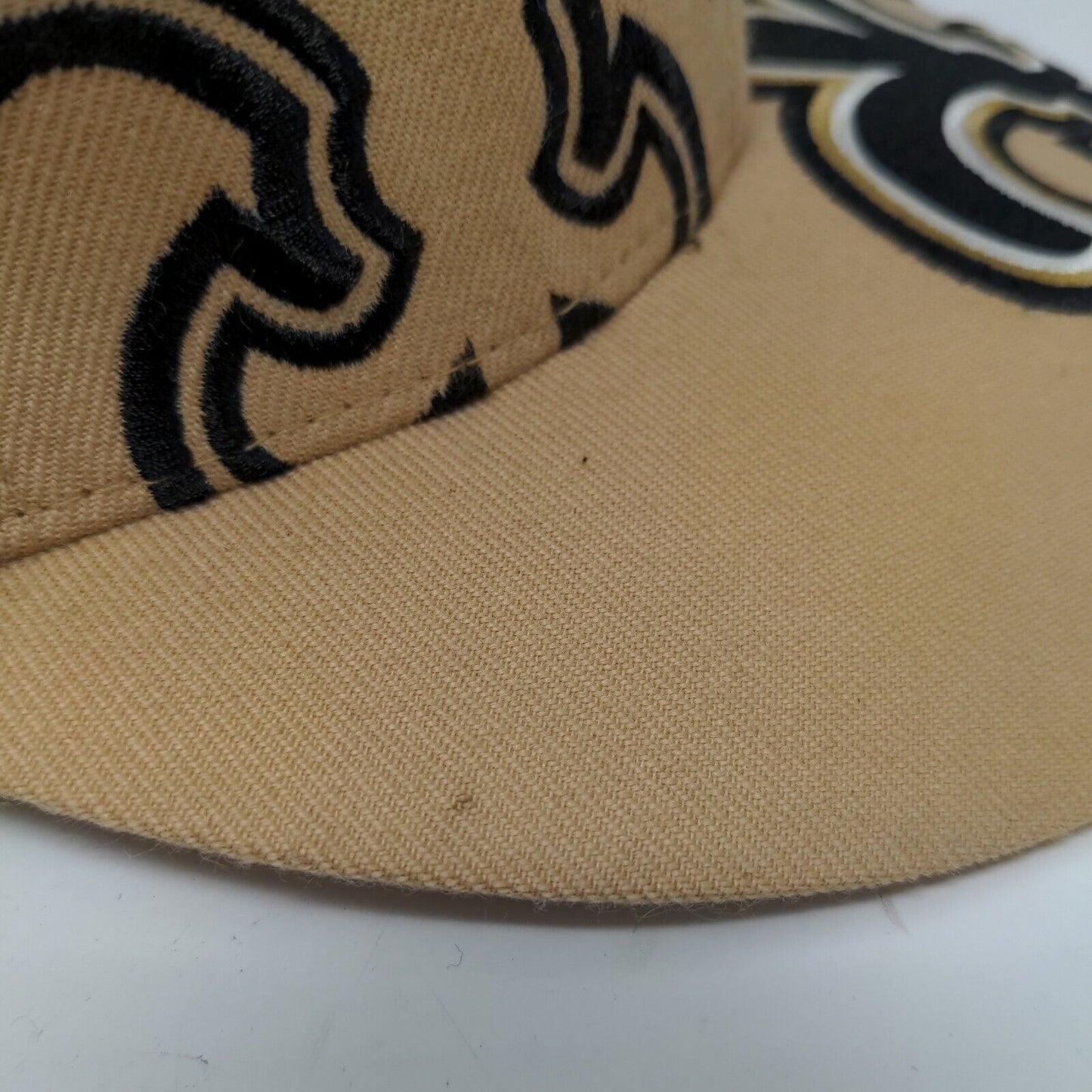 Reebok NFL Men's Fitted Hat Tan 7 1/4 Wool New Orleans Saints Embroidered Logo