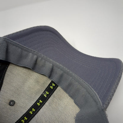 Under Armour Fitted Hat Gray M/L Lightweight Breathable Embroidered 6 Panel