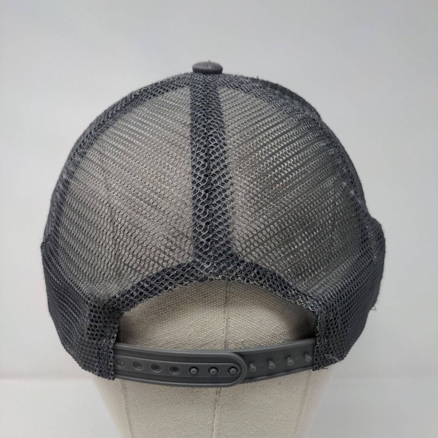 Travis Matthew Snapback Trucker Hat Gray OSFM Adjustable Mesh Back 6 Panel