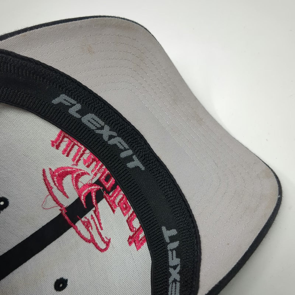 Flexfit Baseball Cap Black Pink M WyoTech Eagle Embroidered Curved Brim hat