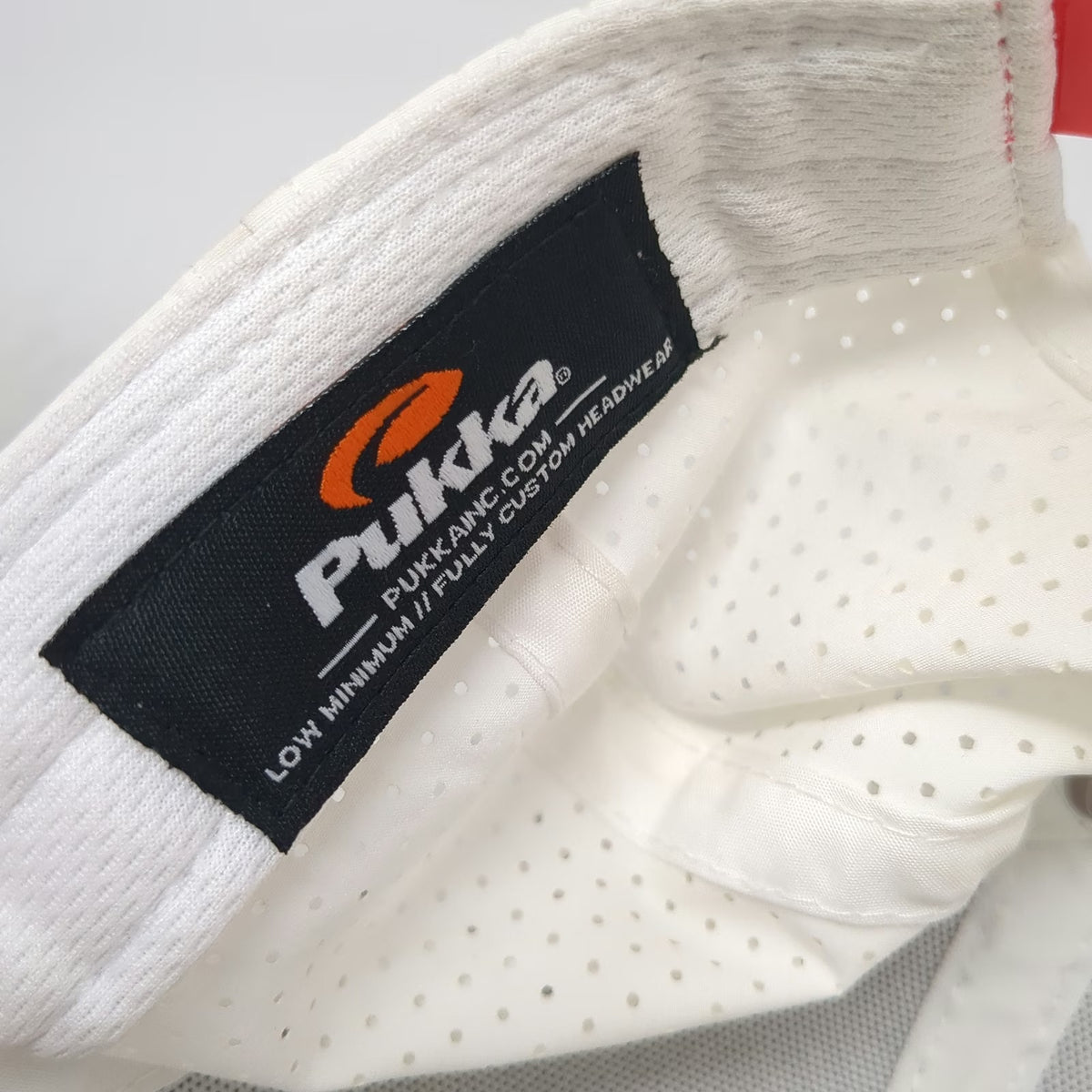 Pukka Trucker Hat White OSFM Braided Rope Snapback Perforated Las Sendas Golf