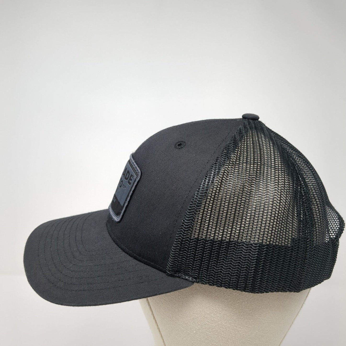 Cascade Moto Oregon Snapback Trucker Hat Black OS Adjustable Mesh Richardson