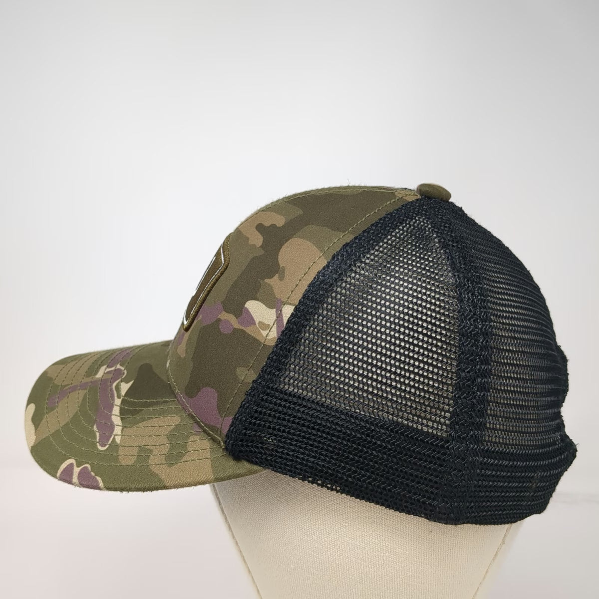 AVID Trucker Hat Green Camo One Size Fishing Hook Patch Mesh Snapback