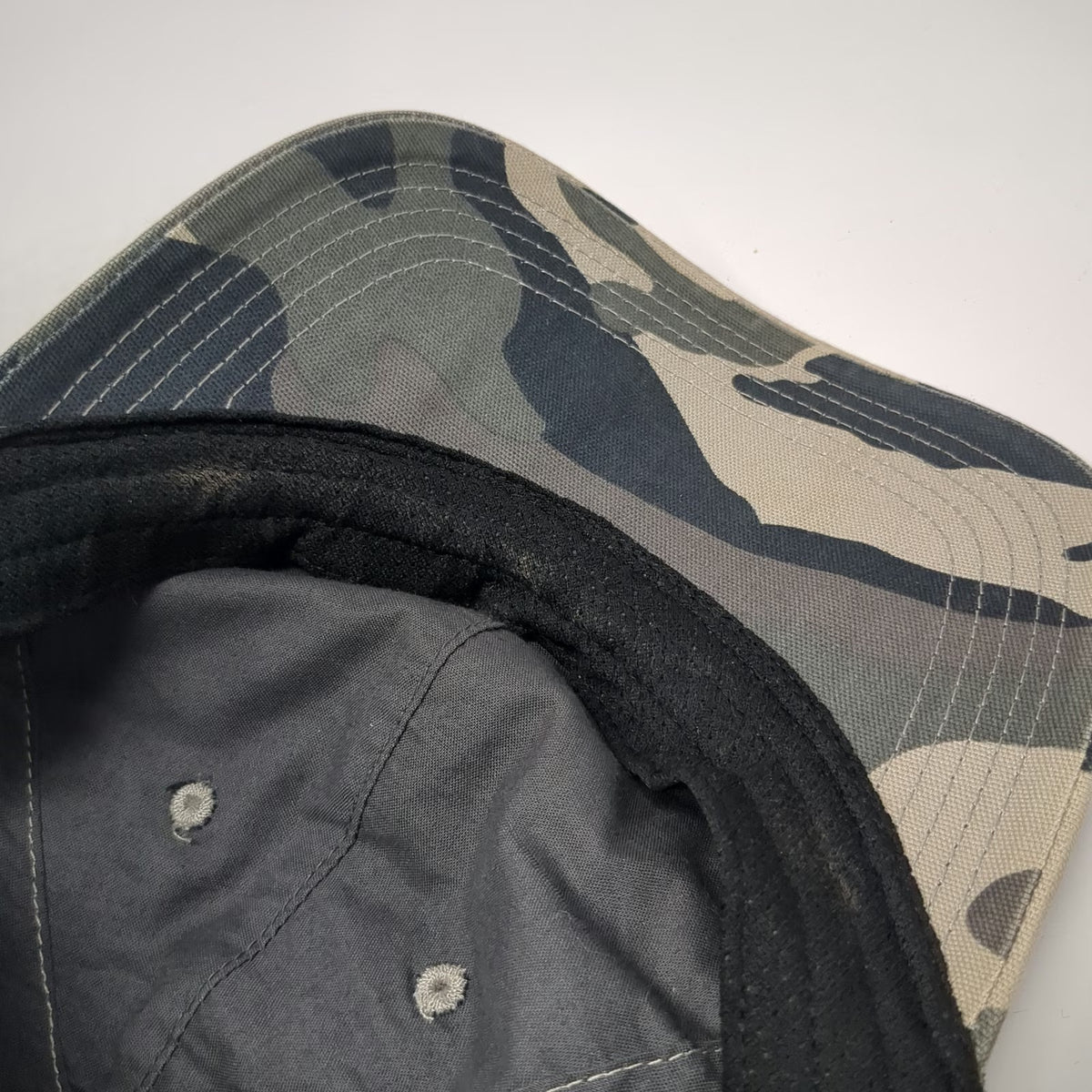 Carhartt Trucker Hat Gray Green Camo One Size Mesh Snapback Yellow Logo Outdoor