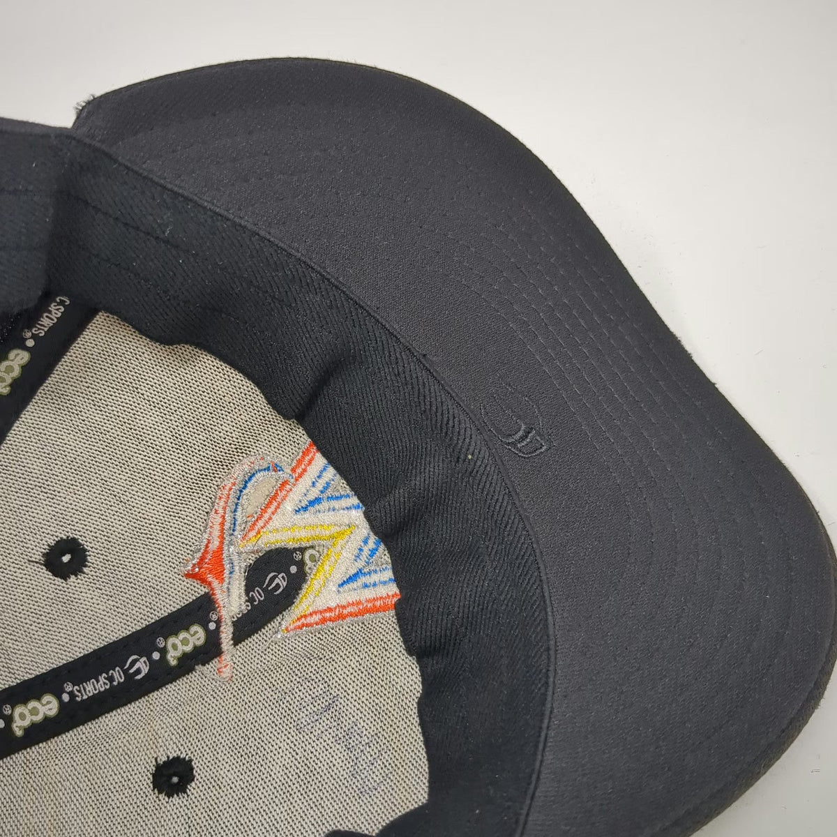 OC Sports Miami Marlins MLB Hat Black Baseball Cap L Stretch Fit Team Logo Fish
