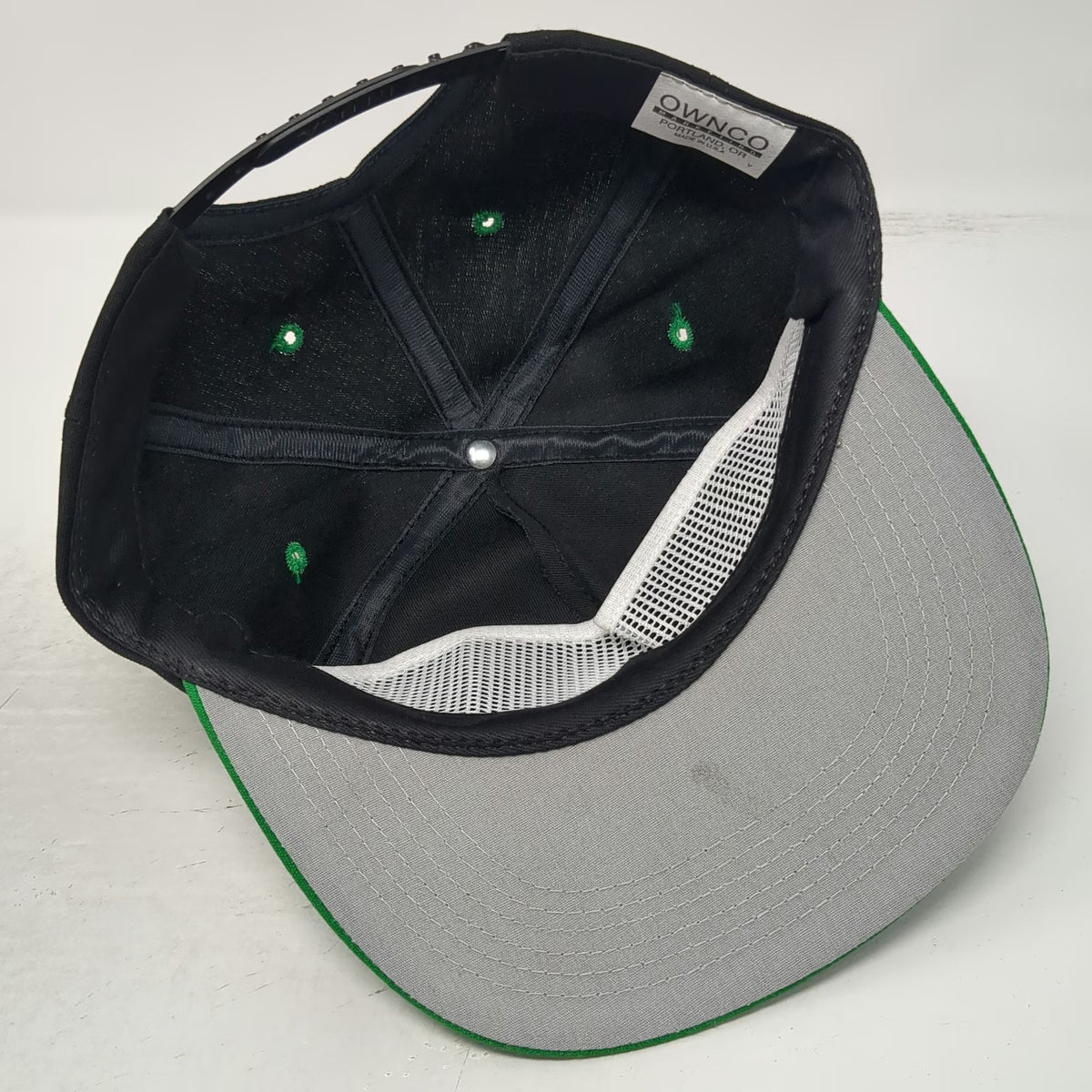 OWNCO 5 Panel Black Green One Size Snapback Boise Cascade Trucking Tree Hat
