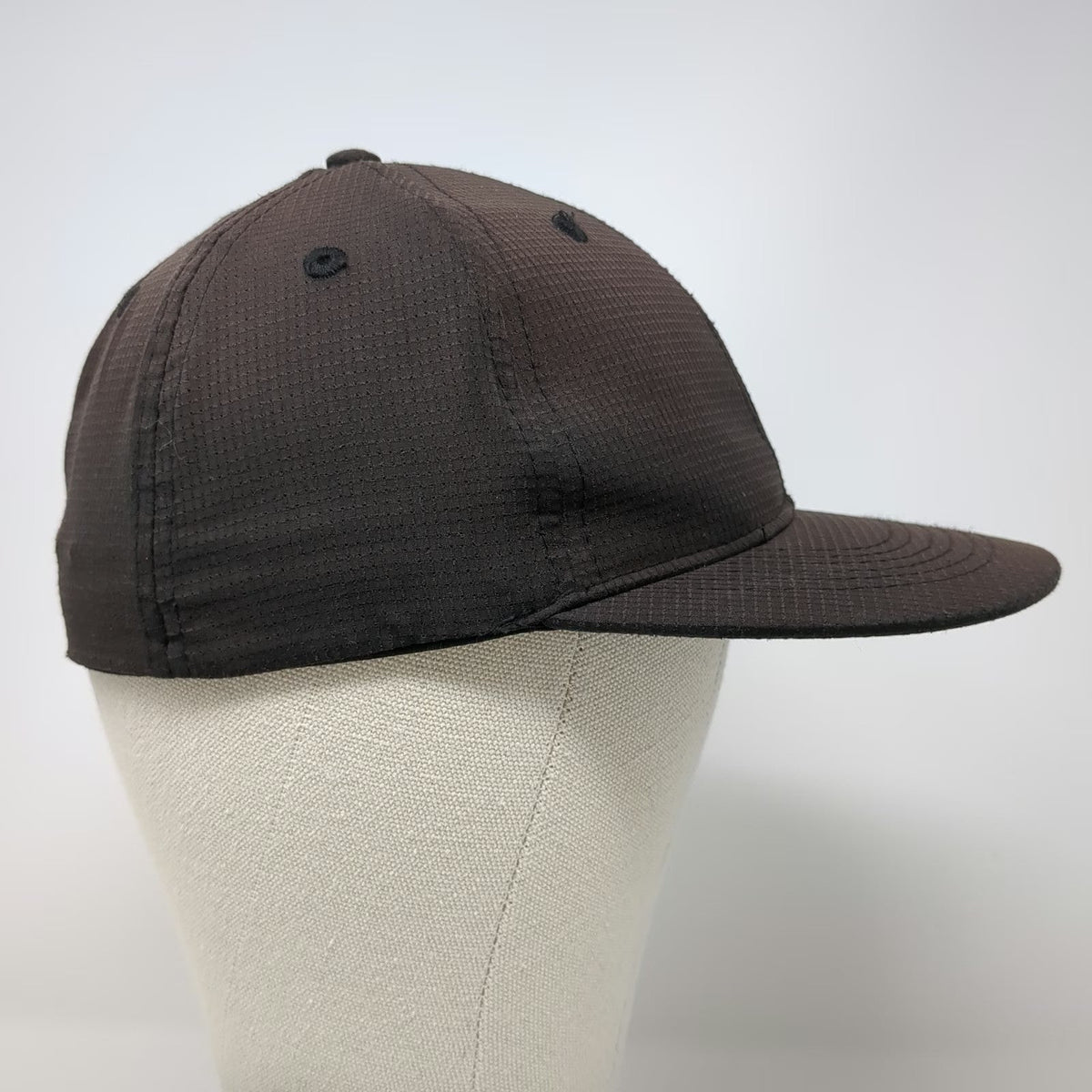 Smitty Baseball Cap Black M Fitted Hat Textured Polyester Performance Logo