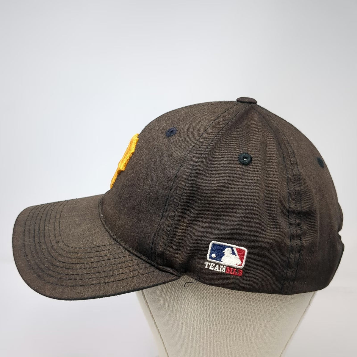 Pittsburgh Pirates MLB Outdoor Cap Baseball Cap Black OSFM Strapback Hat Logo