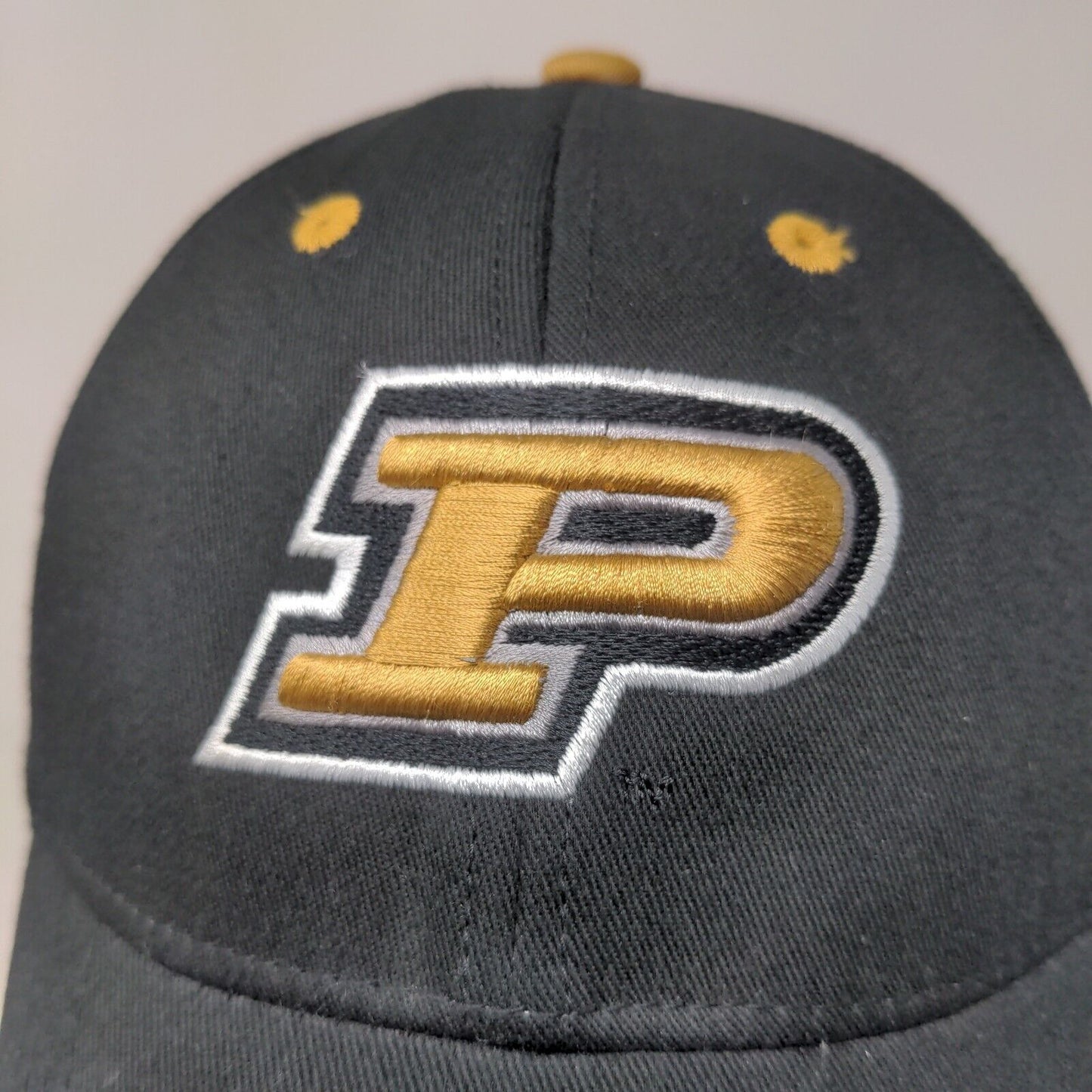 Top of the World Men's The Rookie Fitted Hat Black Size 6 1/2 - 6 7/8 Purdue