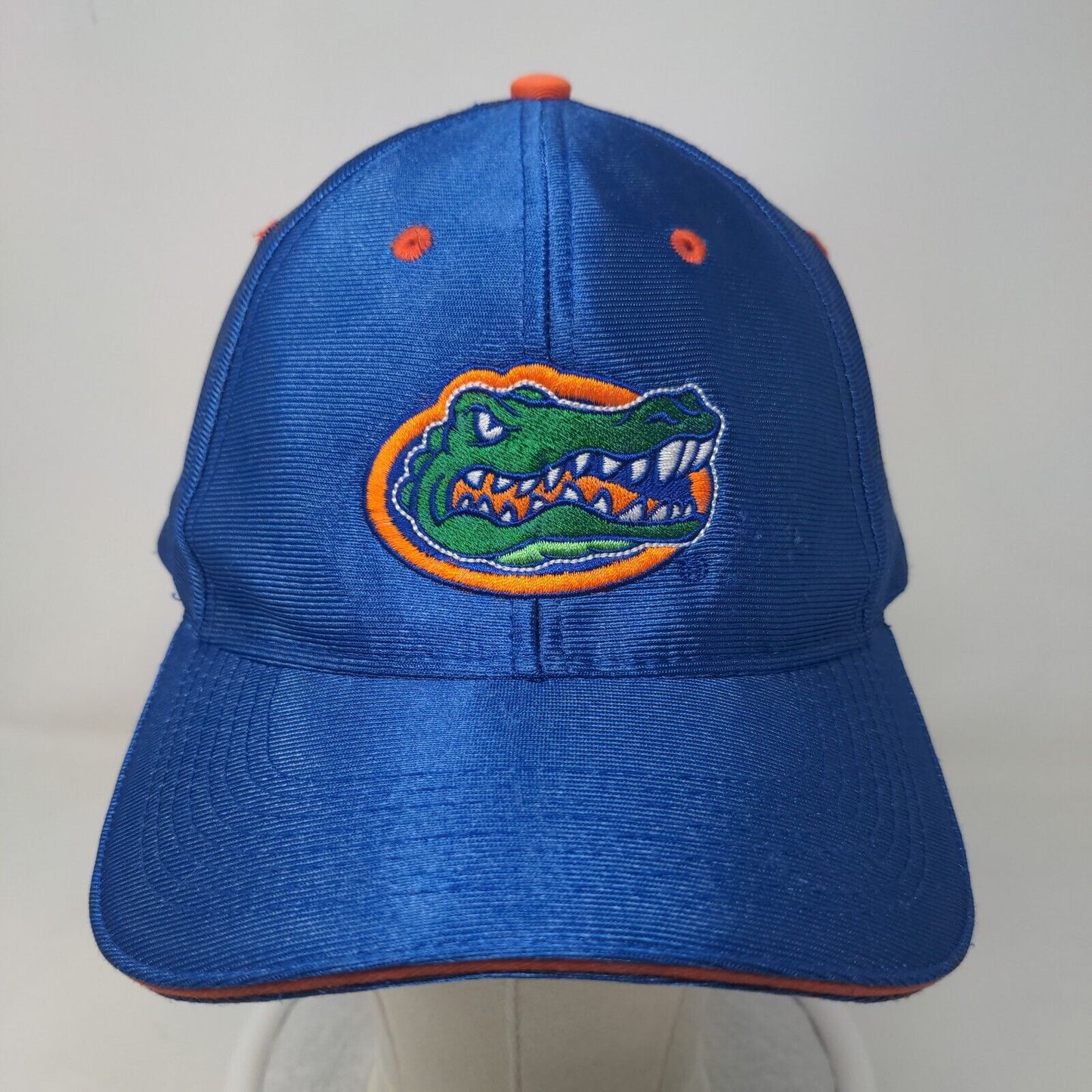 NCAA Men's Strapback Hat Blue OSFA Embroidered Florida Gators Logo Adjustable