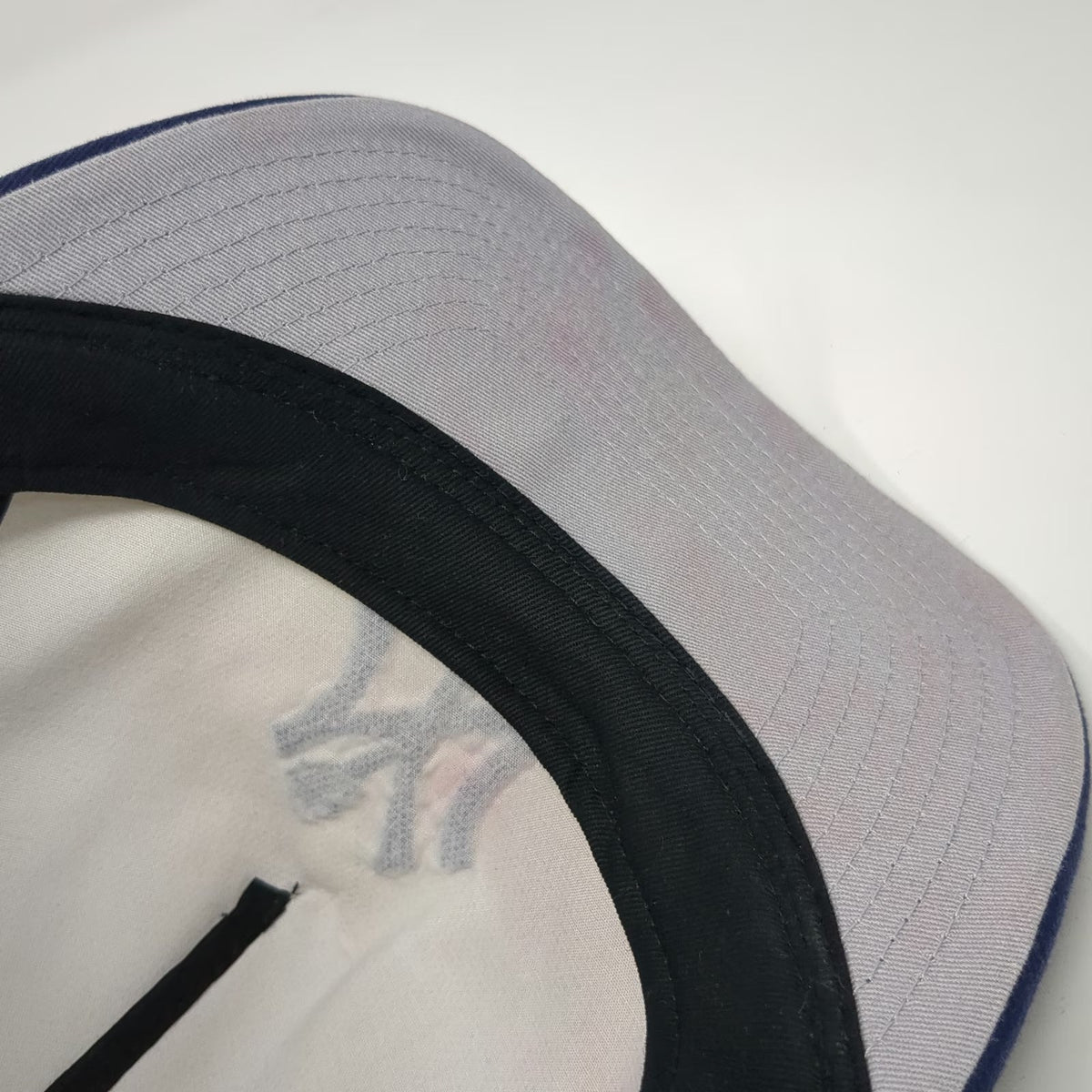 New Era 5 Panel White Blue One Size NY Yankees MLB Snapback Hat Flat Brim Cotton