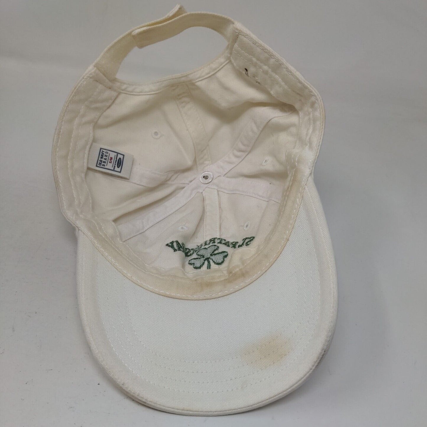 St. Patricks Day 2004 Strapback Hat Cream S-M Adjustable Embroidered Old Navy