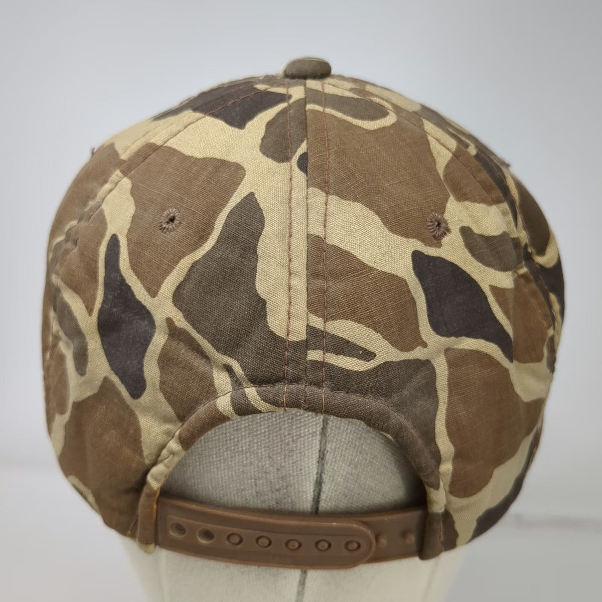 A Headwear Snapback Brown One Size 5 Panel Duck Hunter Camo Foam Front Brim Hat