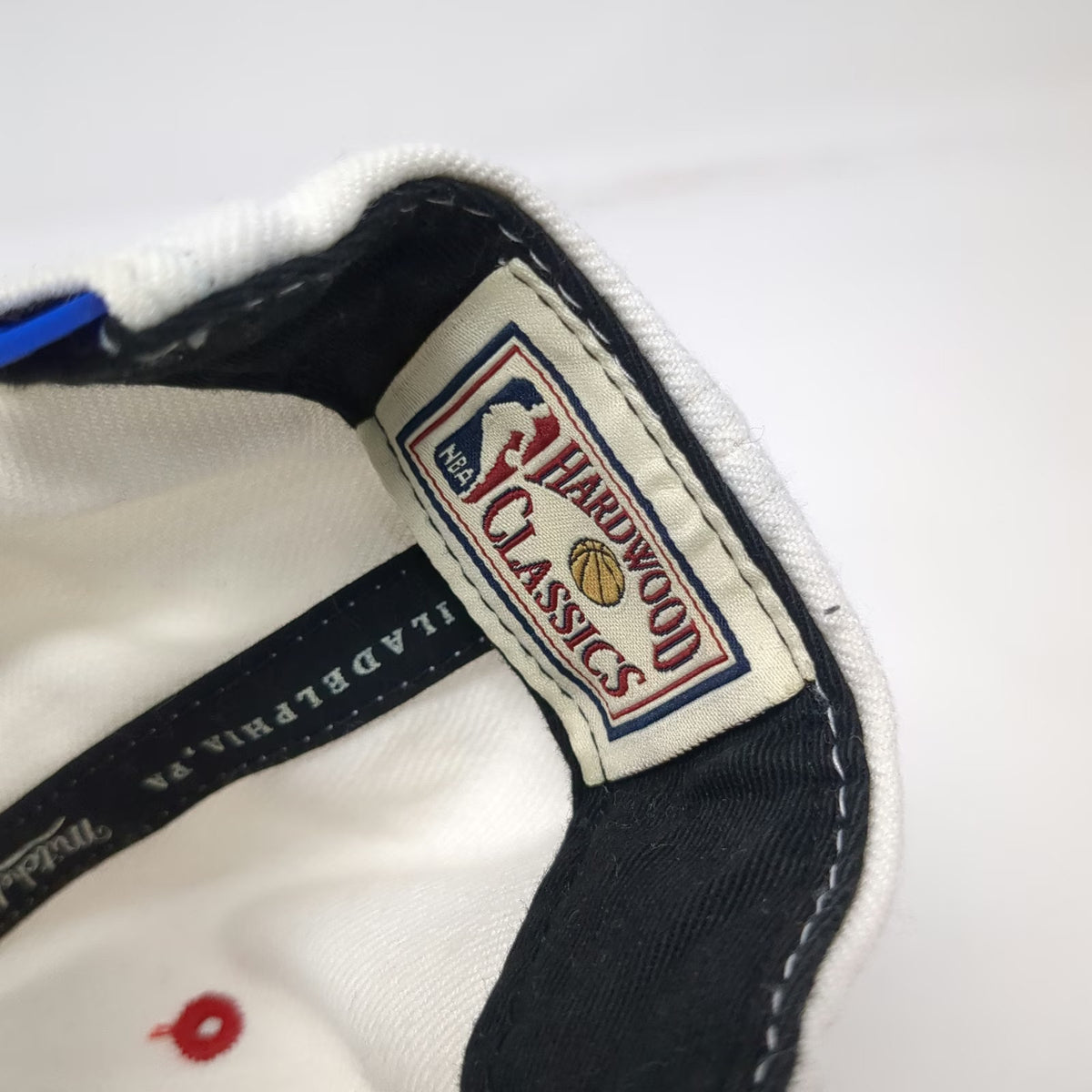 Mitchell & Ness Philadelphia 76ers NBA Snapback Hat White Red Blue One Size