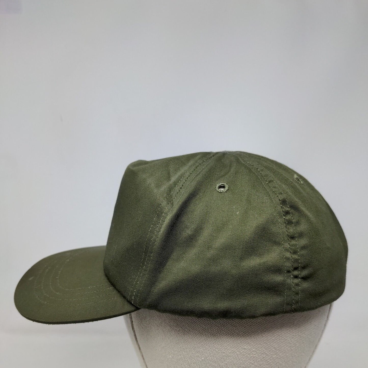 Unbranded Fitted Hat Green Size 7 1/4 Lightweight Vented Holes 6 Panel Blank