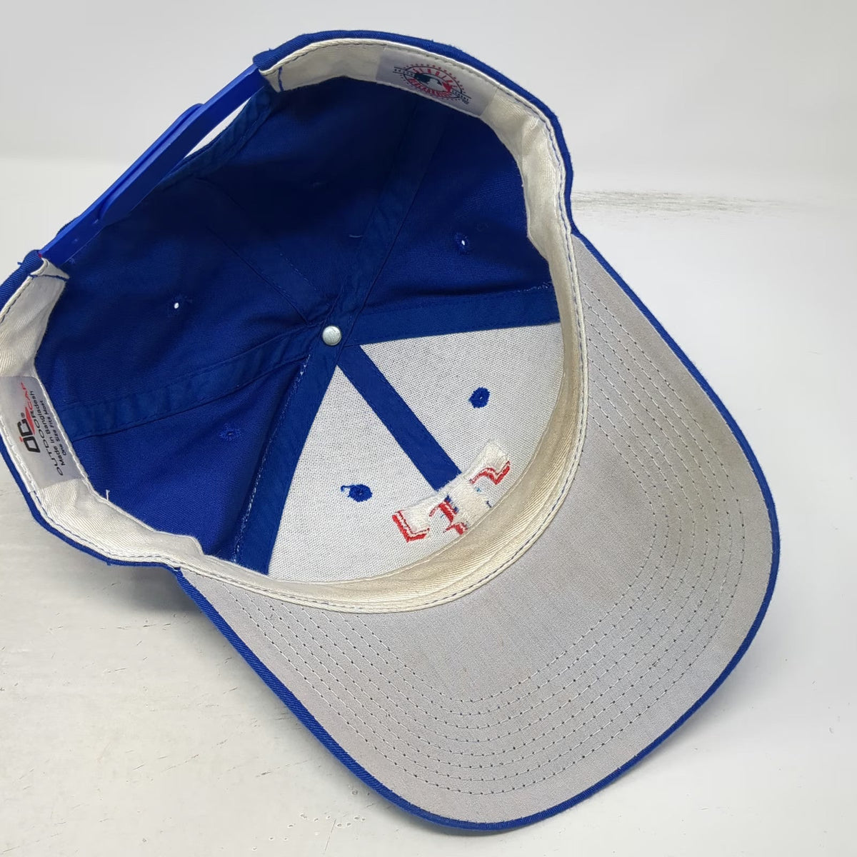 Texas Rangers MLB Outdoor Cap Snapback Blue OSFM White Red Logo Gray Brim Hat