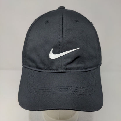 Nike Strapback Golf Hat Black OSFA Adjustable Swoosh Logo 6 Panel Polyester