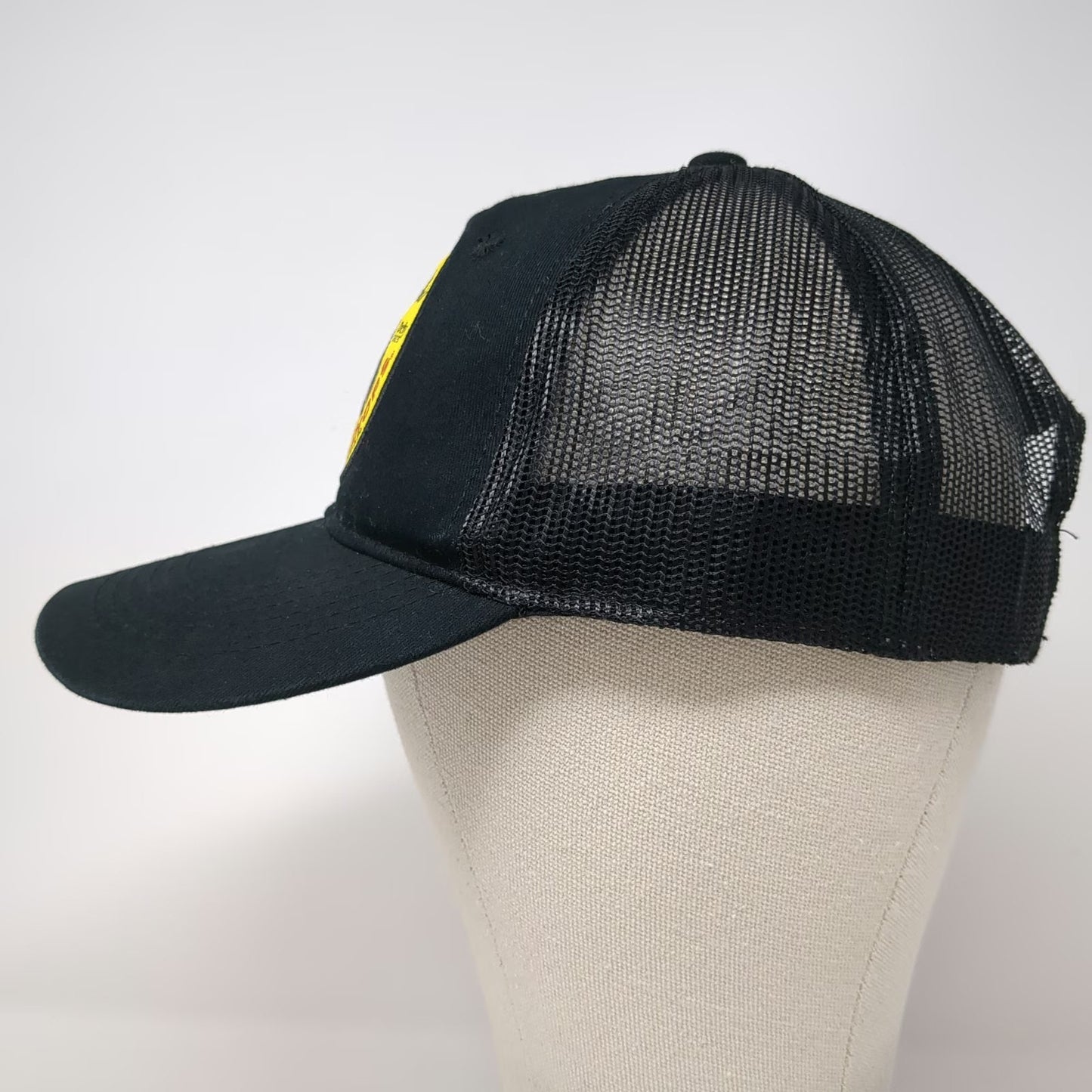 Bass Pro Shops Trucker Hat Black OSFM Johnny Morris Brown Derby Mesh Snapback