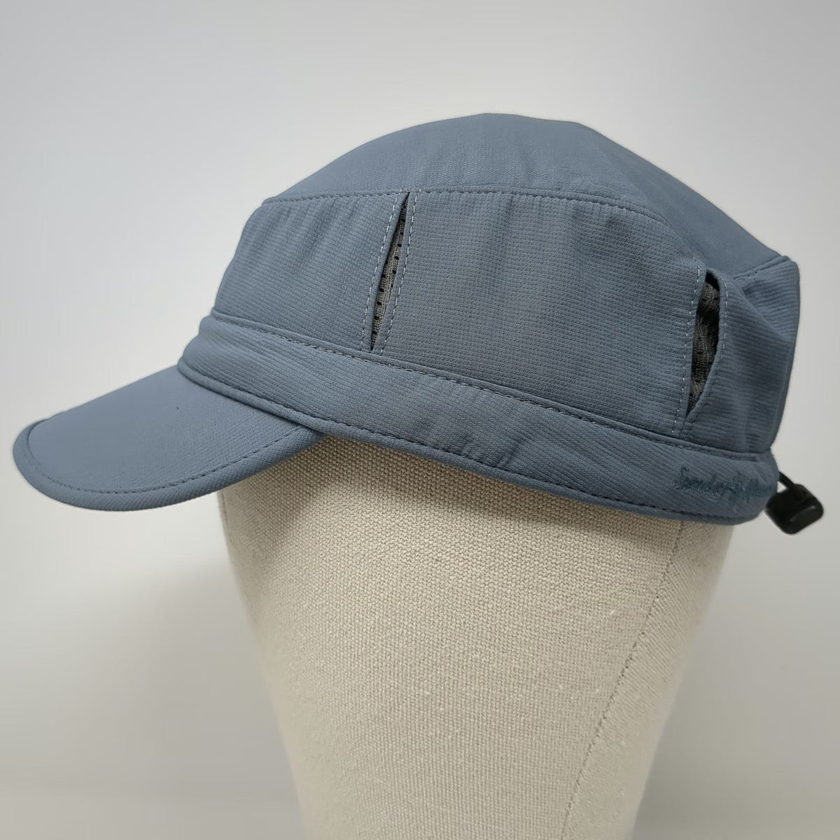 Sunday Afternoons Army Cap Gray M Nylon Mesh Vents Adjustable Hat