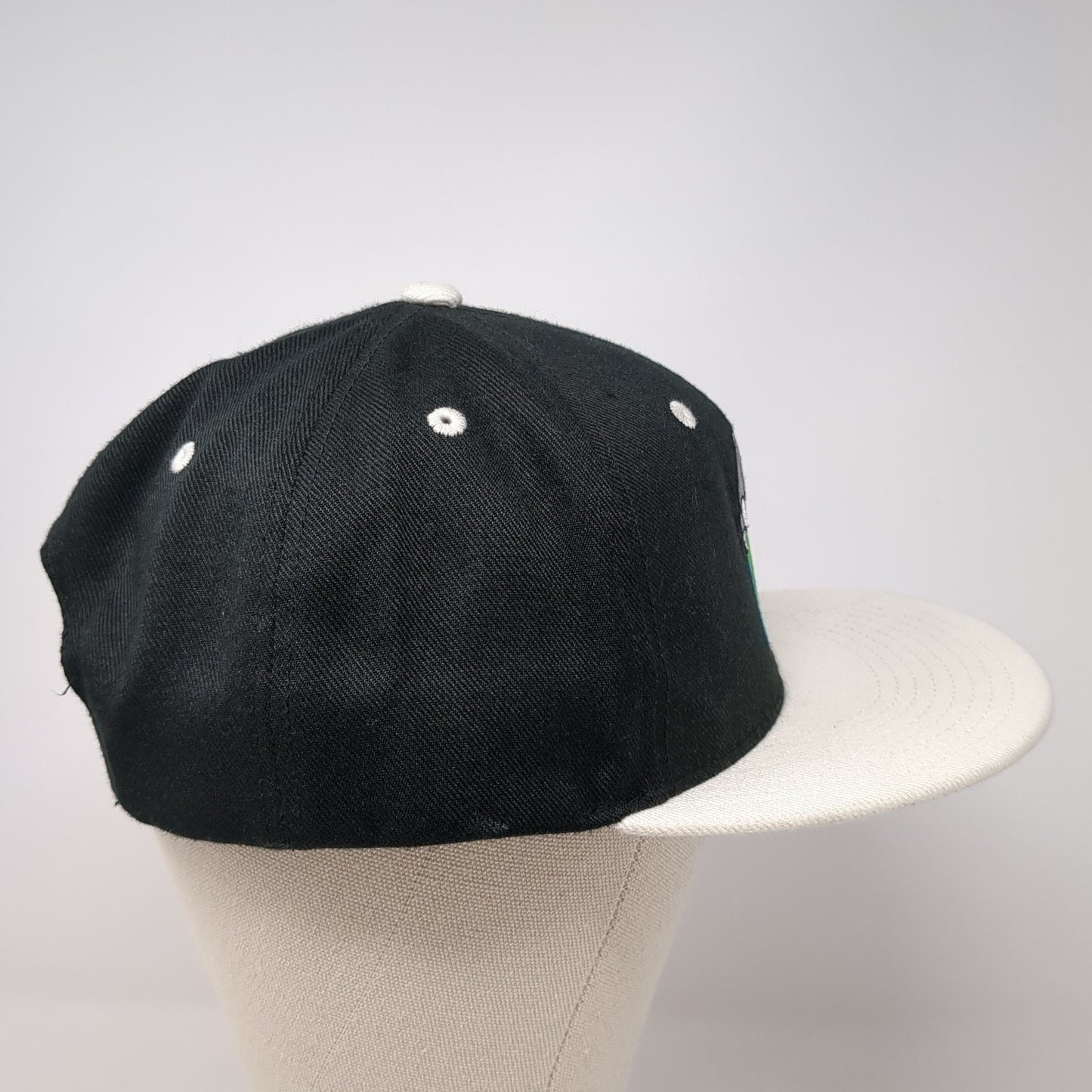 B Claw Logo Snapback Hat Black One Size Embroidered Colorblock 6 Panel