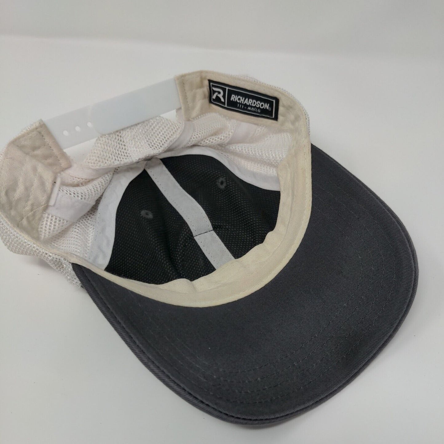 Cross Water Club Sunriver-OR 1995 Snapback Trucker Hat Gray M/L Richardson
