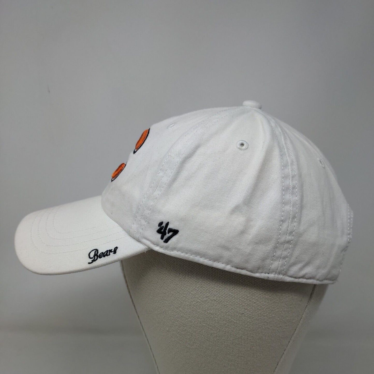 '47 Brand Men's Slideback Hat White OSFA Embroidered Chicago Bears NFL Logo