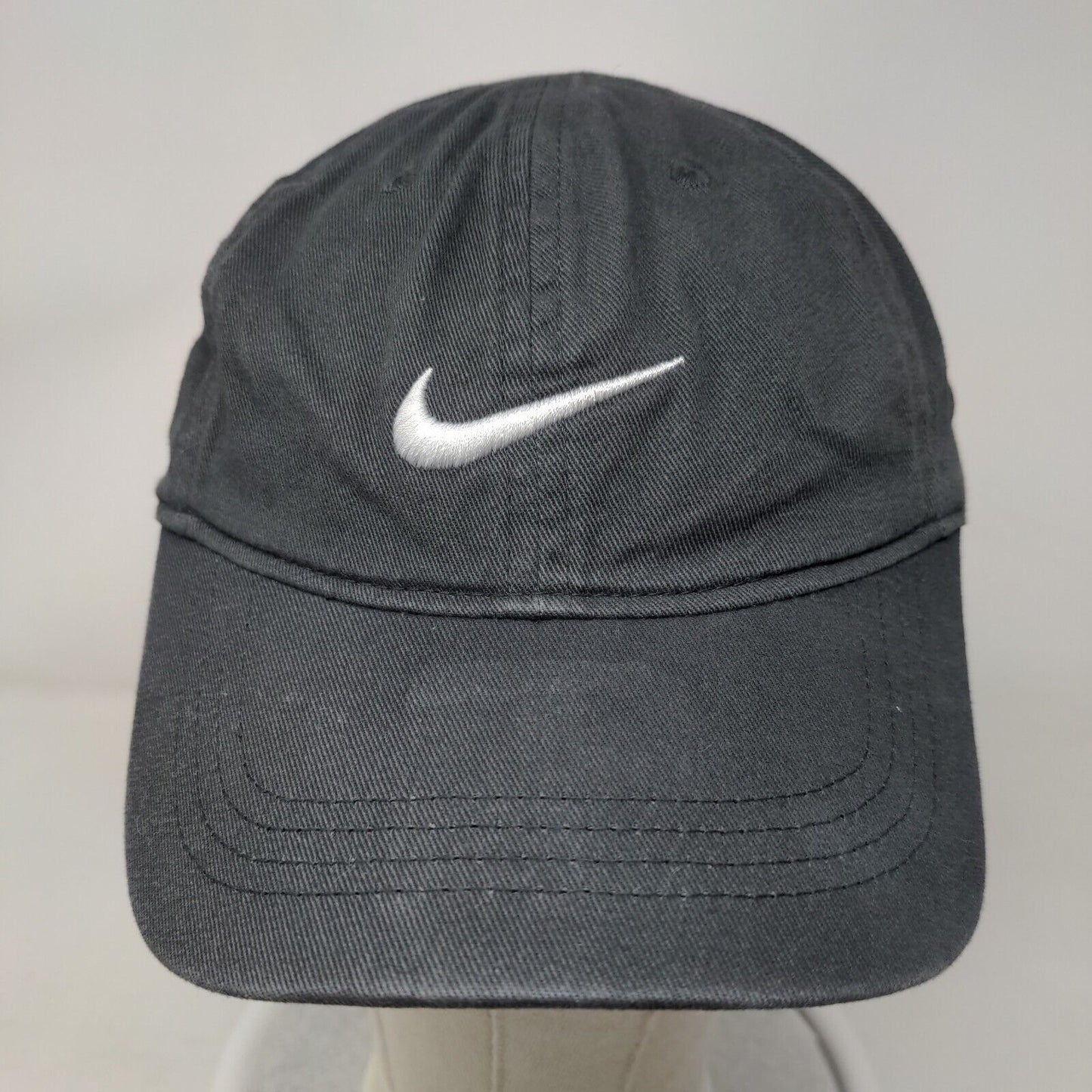 Nike Child Strapback Hat Gray One Size Embroidered Swoosh Logo Just Do It