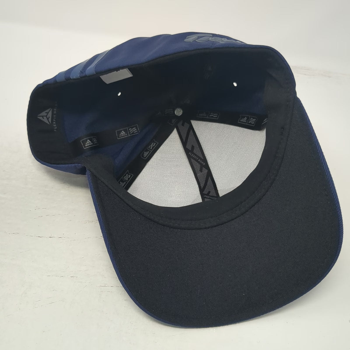 Adidas Baseball Cap Blue XL Fitted TaylorMade Golf Flexfit Delta Embossed Hat